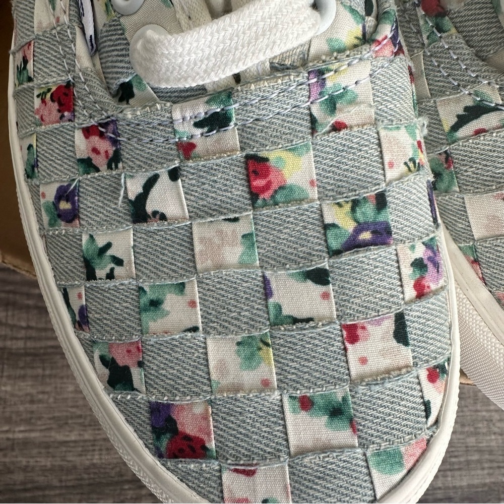 Vans 9.5 Platform Authentic Stac (Woven) Floral/Multi Distressed Look Flowers - Picture 5 of 10
